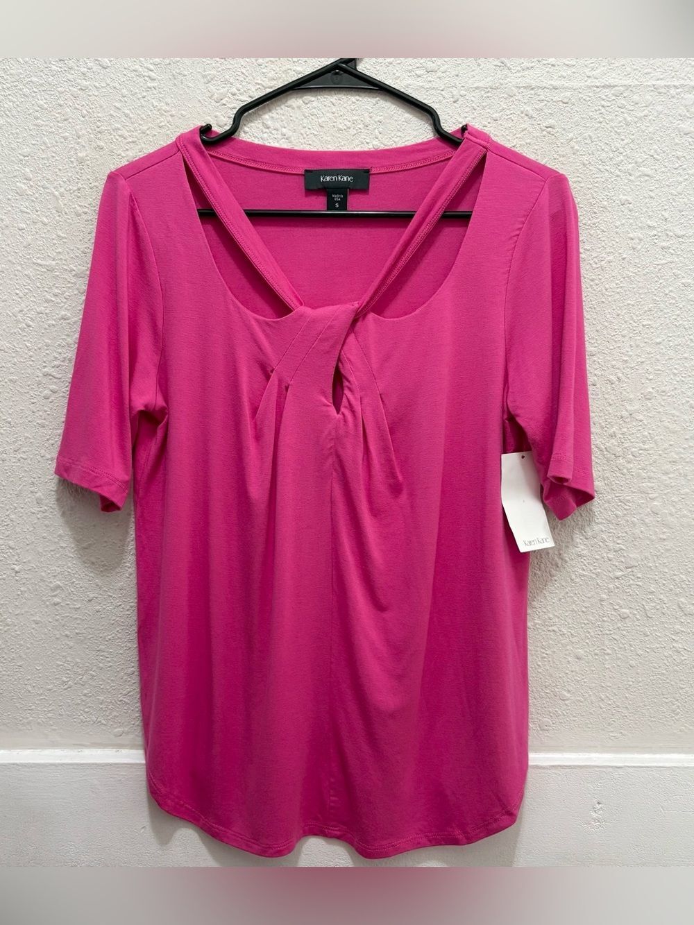 Karen Kane Cut Out Short Sleeve Jersey Knit Top w/Shirttail Hem Pink NWT S